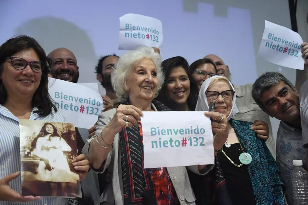 El nieto 132 es hijo de una desaparecida en 1976 en Tucumán
