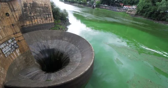 Lago San Roque: obligan a la Provincia a presentar un plan de saneamiento