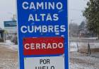 Cierran los caminos de las Altas Cumbres y del Cuadrado por hielo sobre el asfalto