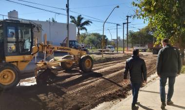 Avanza la pavimentación en Barrio Independencia