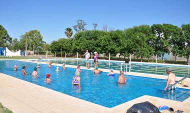 Debutó la Escuela Municipal de Verano para Adultos Mayores
