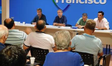 El intendente mantuvo un nuevo encuentro con los Centros Vecinales