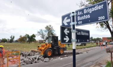 Siguen avanzando los trabajos de bacheo en distintos puntos de la ciudad
