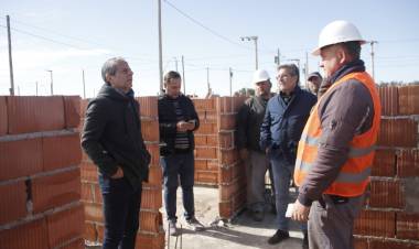 El municipio inició la construcción de 21 viviendas en barrio La Milka