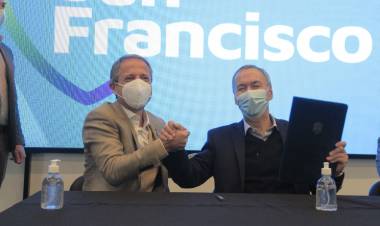 Schiaretti visitó la ciudad y realizó importantes anuncios