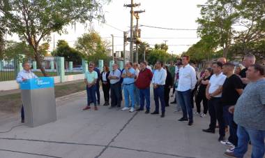 Se inauguró la histórica obra de pavimentación en Barrio 20 de Junio
