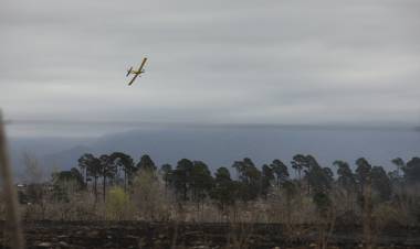 Contuvieron el incendio en Potrerillo de Larreta