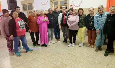 El municipio concretó un viaje a Santa María de Punilla para 160 adultos mayores de la ciudad