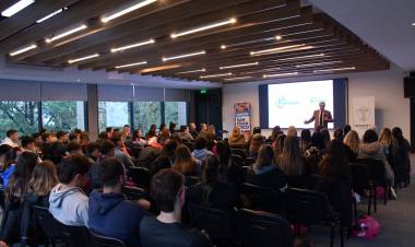 Se llevó adelante una charla-taller para docentes sobre educación vial