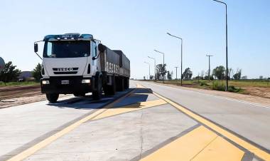 Por el fin de semana largo, restringen la circulación de camiones