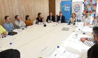 Bernarte encabezó reunión de la Red MUNA en la ciudad