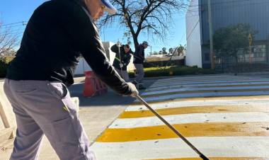 Reductores de velocidad: La Municipalidad realiza mantenimiento permante