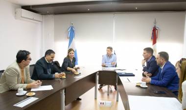 Bernarte firmó convenio marco para la llegada de nuevas propuestas académicas a la ciudad