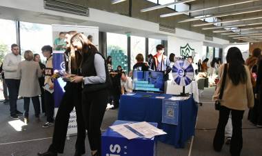 Con gran éxito se desarrolló la Expo Carreras 2024