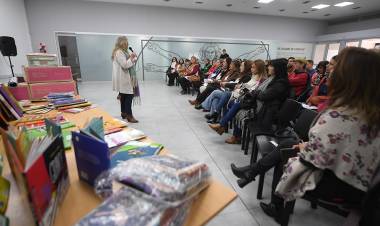 Plan de Lectura: distribuyen más de 50 mil libros en escuelas de toda la provincia