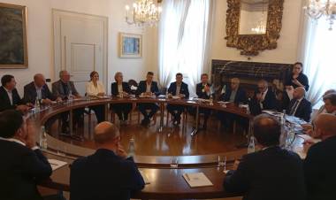 Bernarte se reunió con empresarios de Udine y visitó laboratorios de la industria 4.0