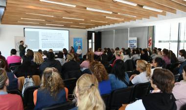 Personal de guarderías municipales se capacitó sobre abuso sexual, violencia y maltrato en la infancia