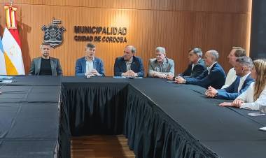 Bernarte suscribió un crédito para la compra de cuatro vehículos para la Municipalidad