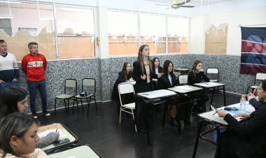 Unos 150 jóvenes participaron de la segunda edición de ‘San Francisco Debate’