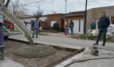 “La Muni en tu Barrio” llegó al Cottolengo con obras, servicios y cercanía vecinal