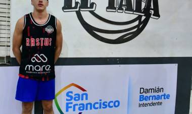 Oreste, el joven cubano que eligió San Francisco para vivir su sueño de ser jugador de básquet