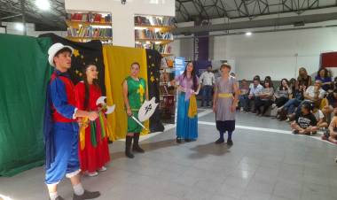Estudiantes de Fasta interpretaron una obra de teatro en conmemoración del Día Internacional de las Personas con Discapacidad