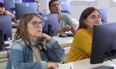 Modernización educativa: Con procesos 100% digitales, la Provincia apuesta por la mejora en la carrera docente