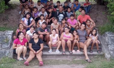 37 niños de Barrio Parque disfrutan en Alta Gracia del Programa “Derecho al Verano”