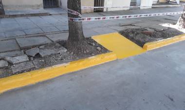 Jóvenes de ‘Otra Chance’, a través de la Mesa Barrial, trabajan en el mejoramiento de barrio Roque Sáenz Peña