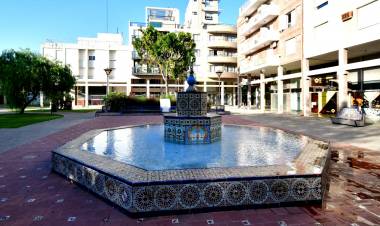 Se puso en marcha la fuente de la plazoleta Rincón Español