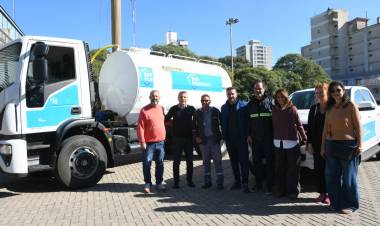 El municipio incorporó dos nuevos vehículos para fortalecer los servicios en la ciudad