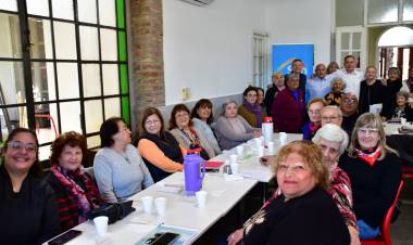 Comenzaron los Talleres Socio Recreativos para Adultos Mayores en San Francisco