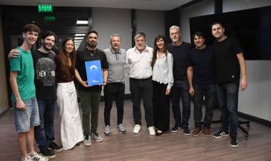 El Concejo distinguió al vóley femenino del Club ‘El Tala’ y a ‘La Comedia San Francisco’