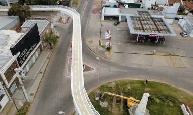 Bicisenda en altura y bulevarización: en su etapa final se concretan tareas de demarcación y pintura