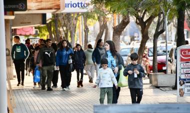 San Sale entra en su tramo final y los comercios destacan el impacto positivo de la iniciativa