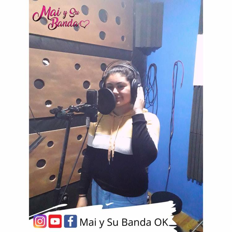 Mai y su banda presentó “Favorito”