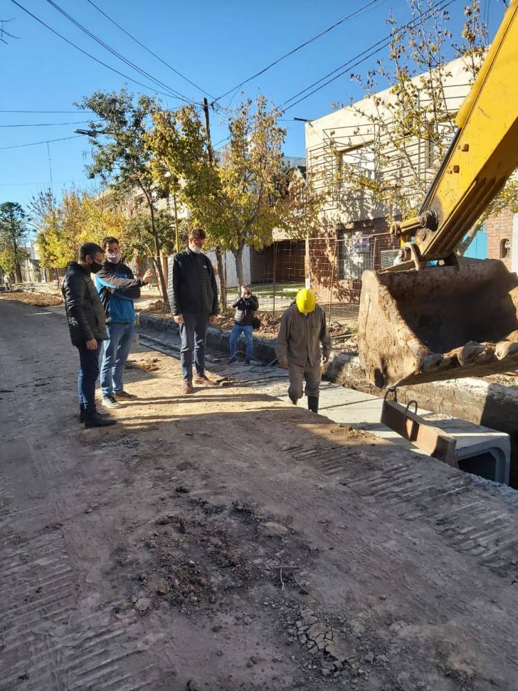 Desagües Pluviales, restan 230 m para culminar calle Independencia