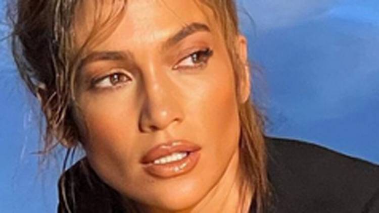 La empresa productora de Jennifer Lopez firmó un acuerdo de exclusividad con Netflix