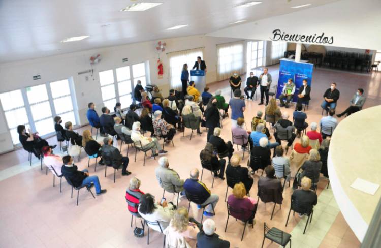 Vuelven los Domingos Diferentes e inician las actividades presenciales para los adultos mayores