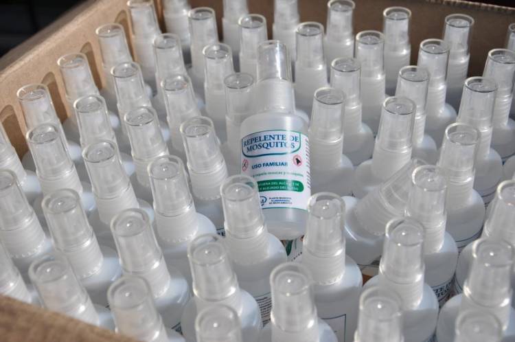 El municipio entregó repelentes para mosquitos a la Liga de Baby Fútbol