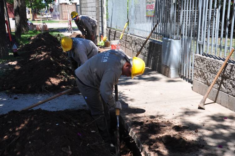 Comenzaron los trabajos de la tercera etapa de la obra de gas natural en barrio Parque