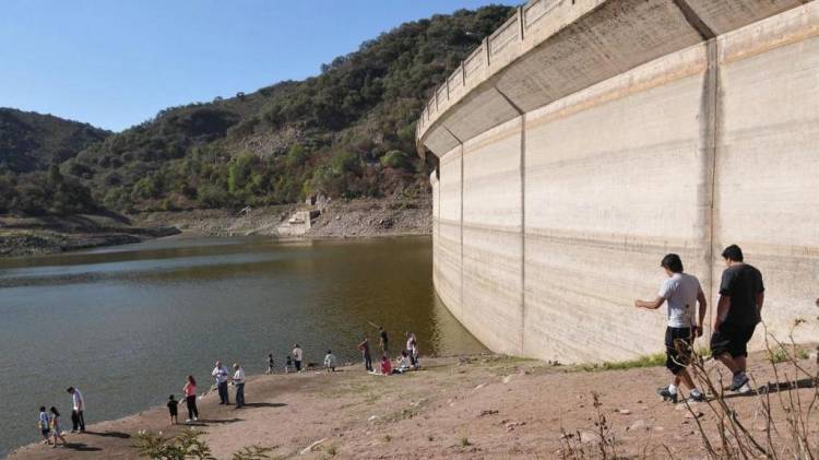Córdoba: llovió, pero continúa complicada la situación por la sequía