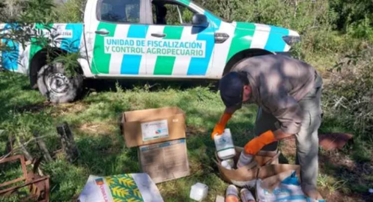 Desarticularon un “basural a cielo abierto” ilegal en un campo de Calamuchita