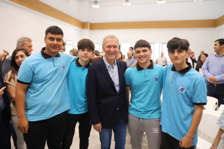 La Provincia lanza el programa de Conexión a Internet Estudiantil Gratuita