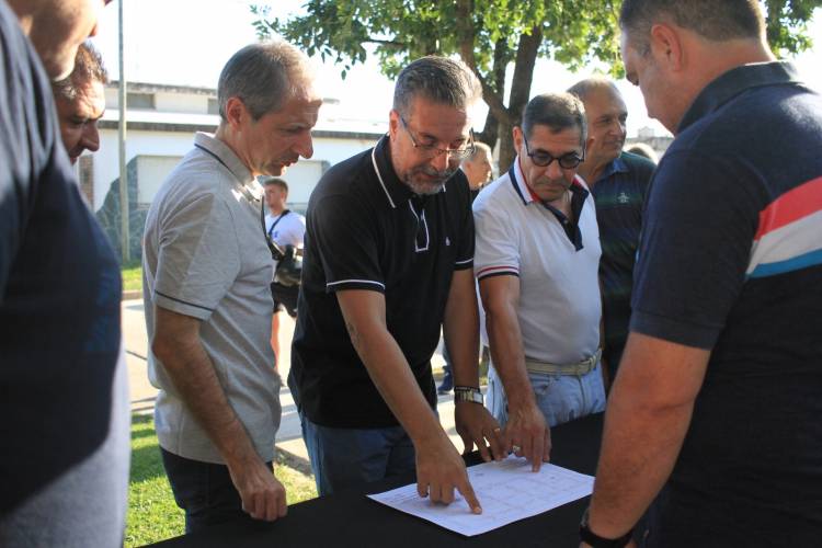 Bernarte inauguró la obra de desagües cloacales en los barrios Bouchard y San Martín
