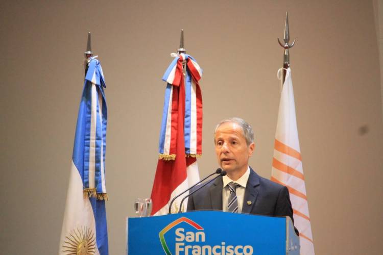 Sesión inaugural periodo de sesiones ordinarias: Bernarte realizó importantes anuncios