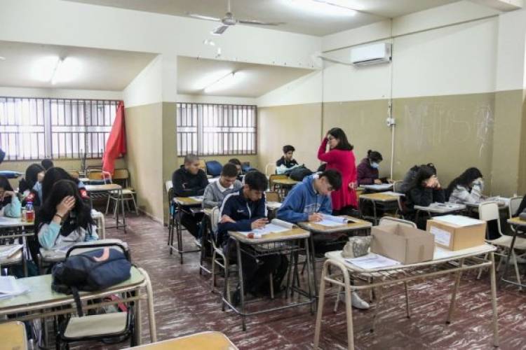 El lunes 26 habrá actividad escolar normal en toda la Provincia