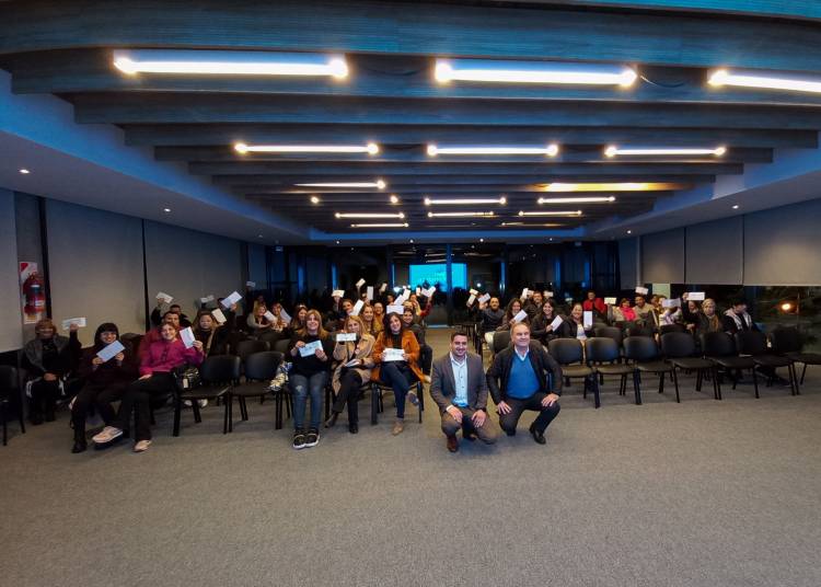 54 emprendedores locales accedieron al Programa Municipal de Microcréditos