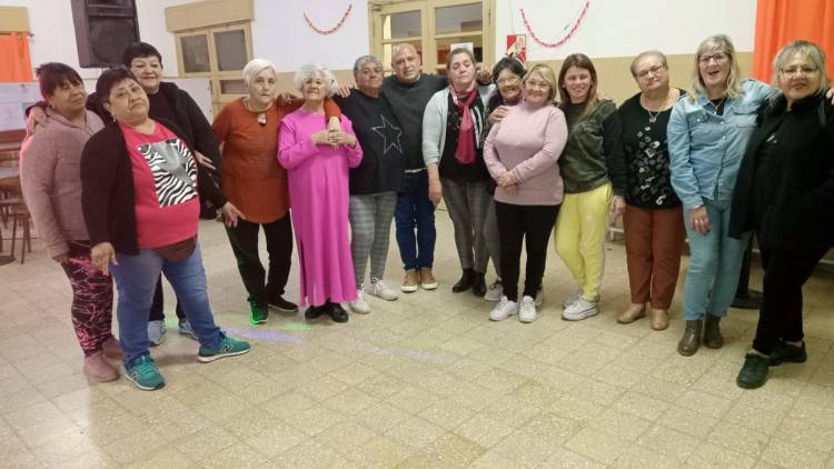 El municipio concretó un viaje a Santa María de Punilla para 160 adultos mayores de la ciudad