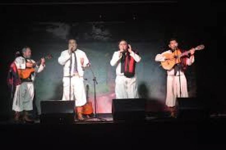 Cerro Colorado organiza la 20º edición del Festival «La Algarrobeada»